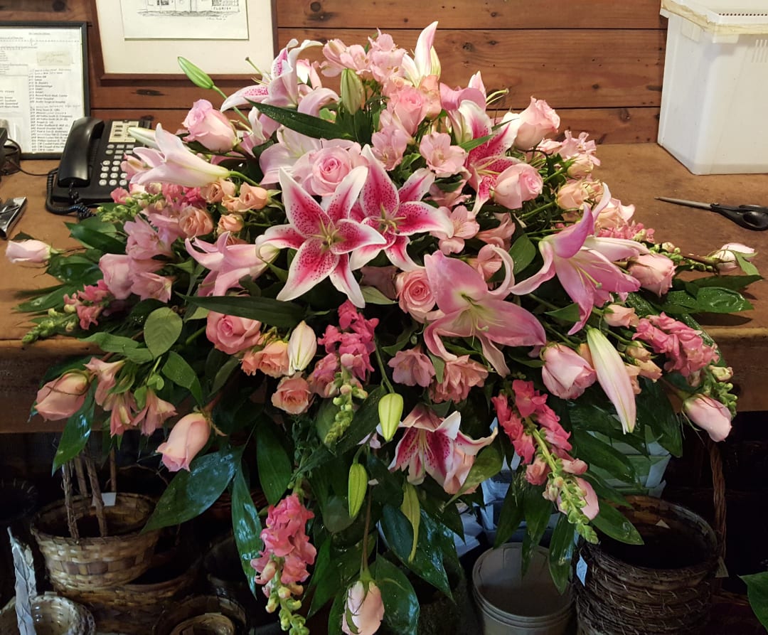 Sympathy and funeral flower arrangement 12 by Fredericksburg Florist
